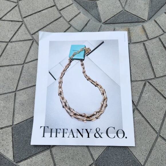 Harpers Bazaar Magazine Anitta The Freedom Issue Fashion Periodical - Picture 4 of 5